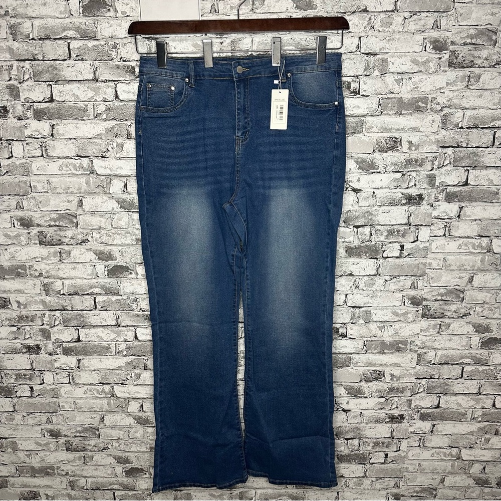 EUC Good Wear Club Blue Bootcut Jeans with Subtle Fading NWT Size Tall 3X